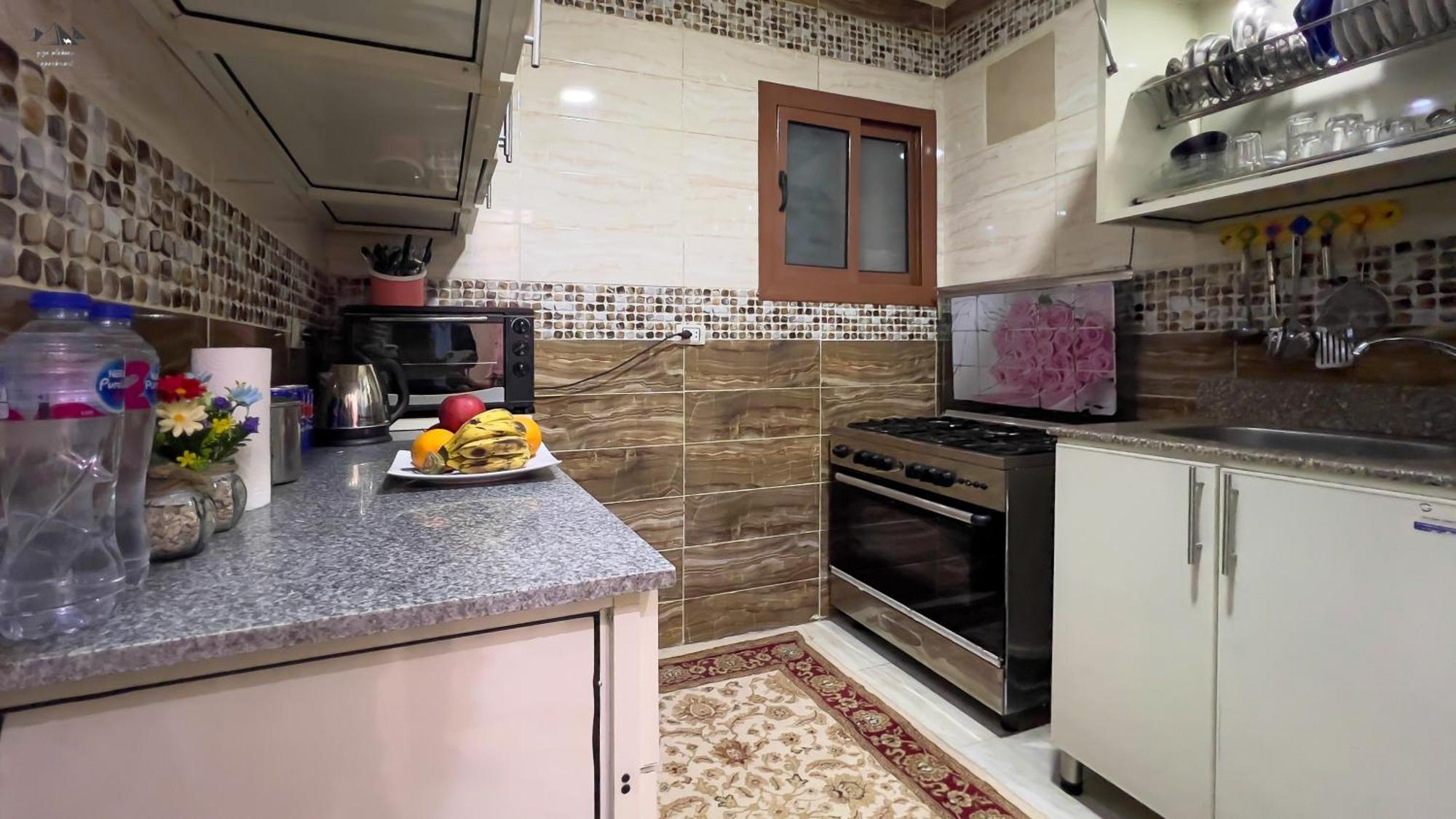Jumeirah Jacuzzi Pyramids View Inn Apartment Cairo